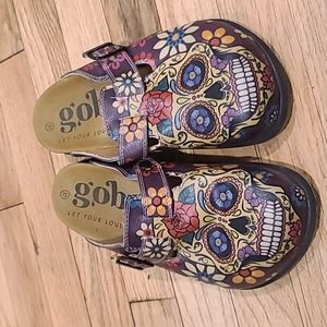 Goby Women's Colorful Skull Mules
